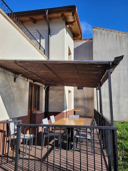 Casa Julio, Bonita Casa Comoda Y Espaciosa, Totalmente Reformada Con Terraza Y Jardin Privado Riezu Bagian luar foto