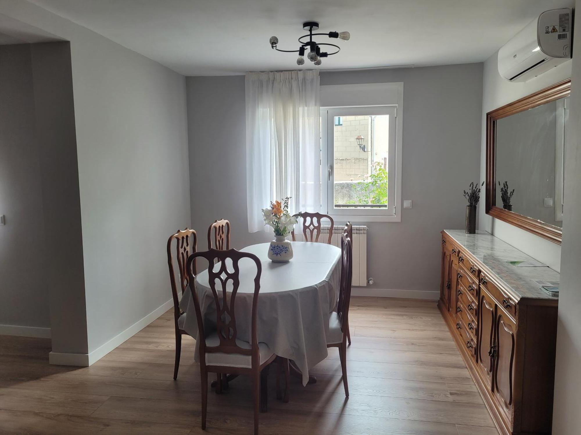 Casa Julio, Bonita Casa Comoda Y Espaciosa, Totalmente Reformada Con Terraza Y Jardin Privado Riezu Bagian luar foto